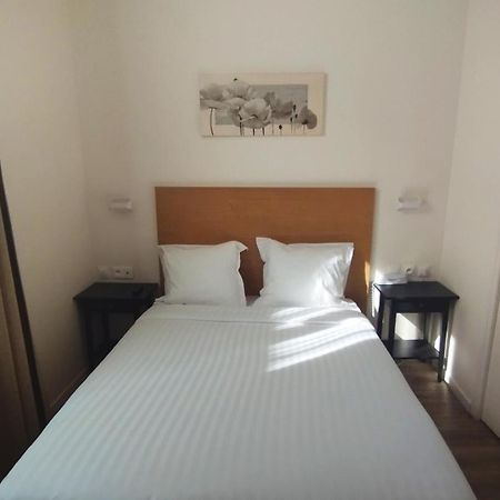Hotel Des Arts Rueil-Malmaison Dış mekan fotoğraf