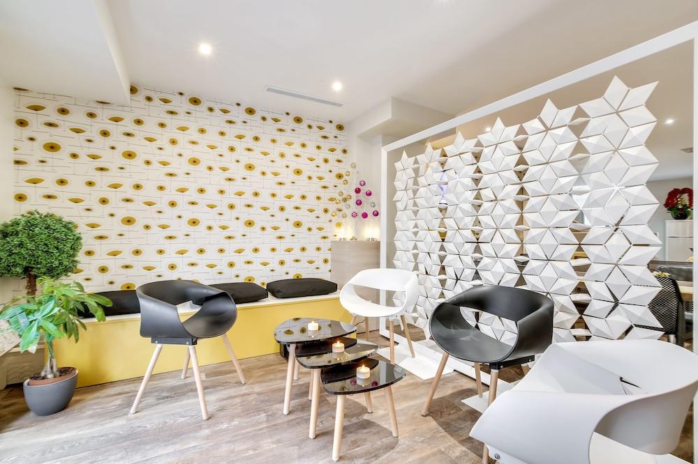 Hotel Des Arts Rueil-Malmaison Dış mekan fotoğraf