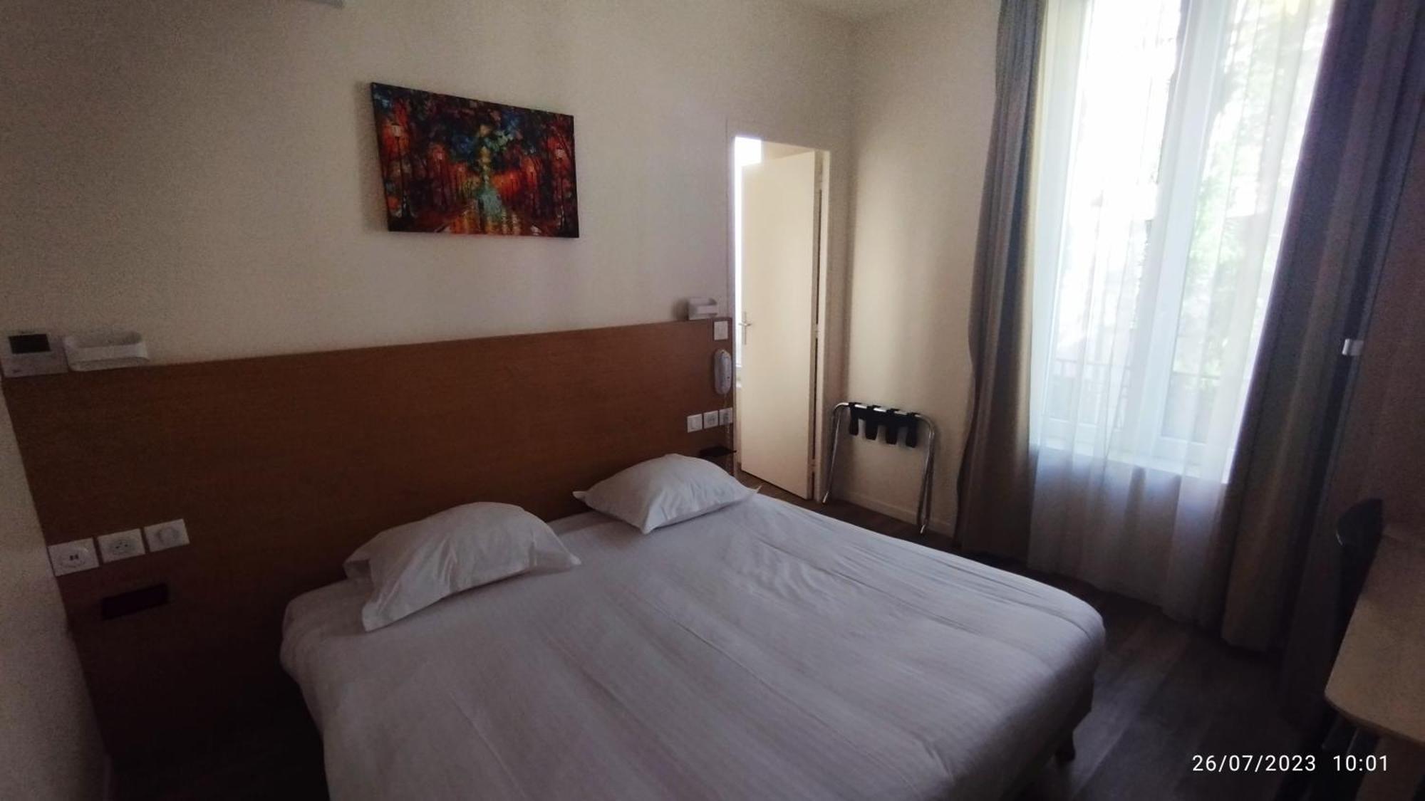 Hotel Des Arts Rueil-Malmaison Dış mekan fotoğraf