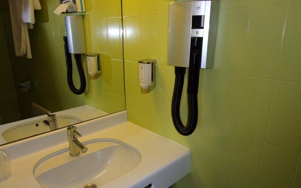 Hotel Des Arts Rueil-Malmaison Dış mekan fotoğraf